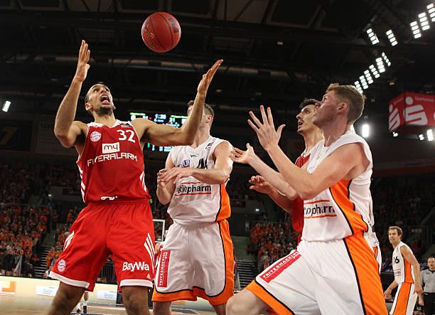 位卓越的中 位卓越的中