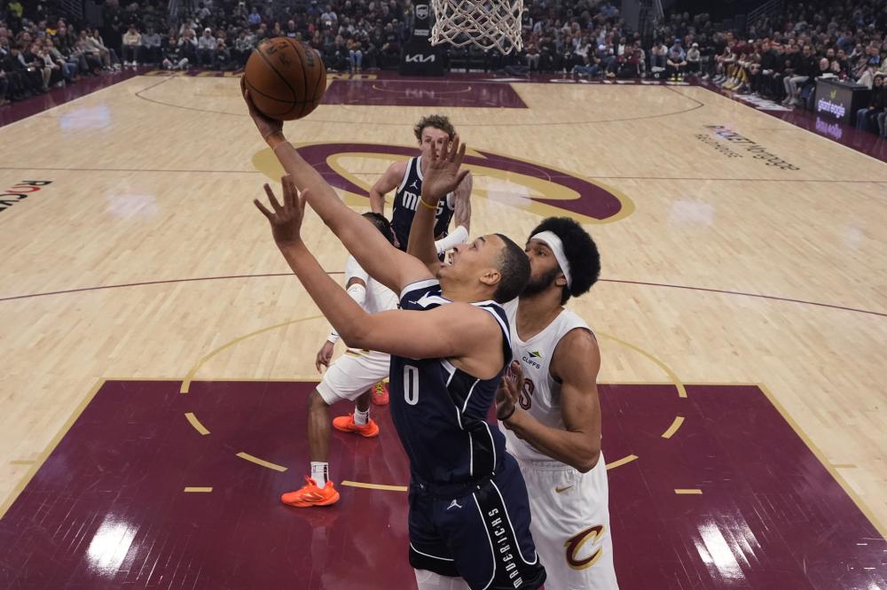 通过与其他 通过与其他